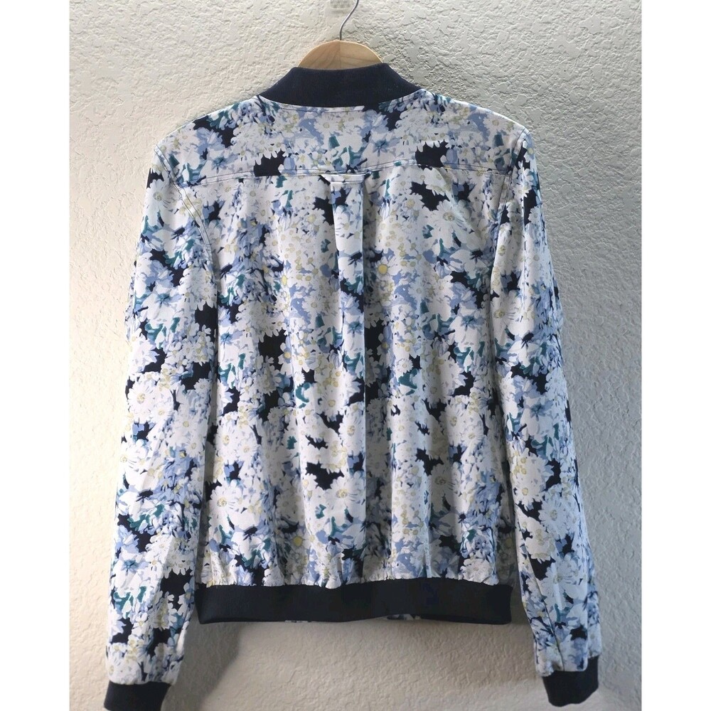 Cato Floral Bomber Jacket Women Medium Blue White Zip Front Lightweight - Picture 4 of 11